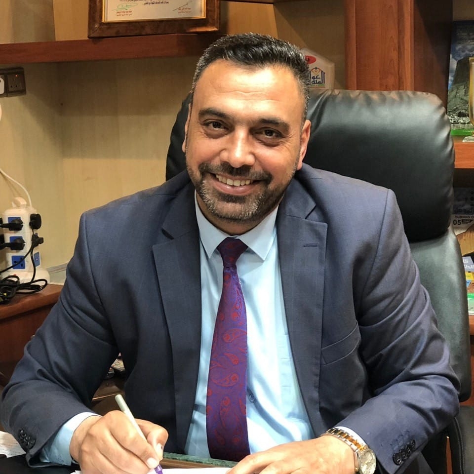 الشاهين
