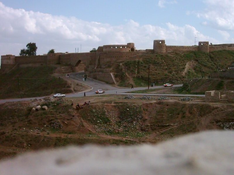 تلعفر 2004