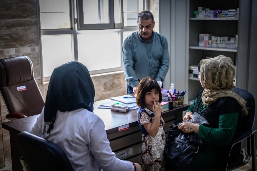 psychiatrist-muhammed-in-Sinjar-900x599