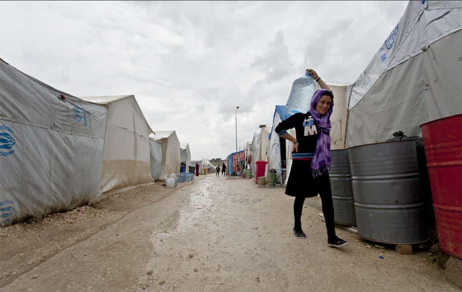 Duhok - an IDP girl at a camp. Photo: Oxfam