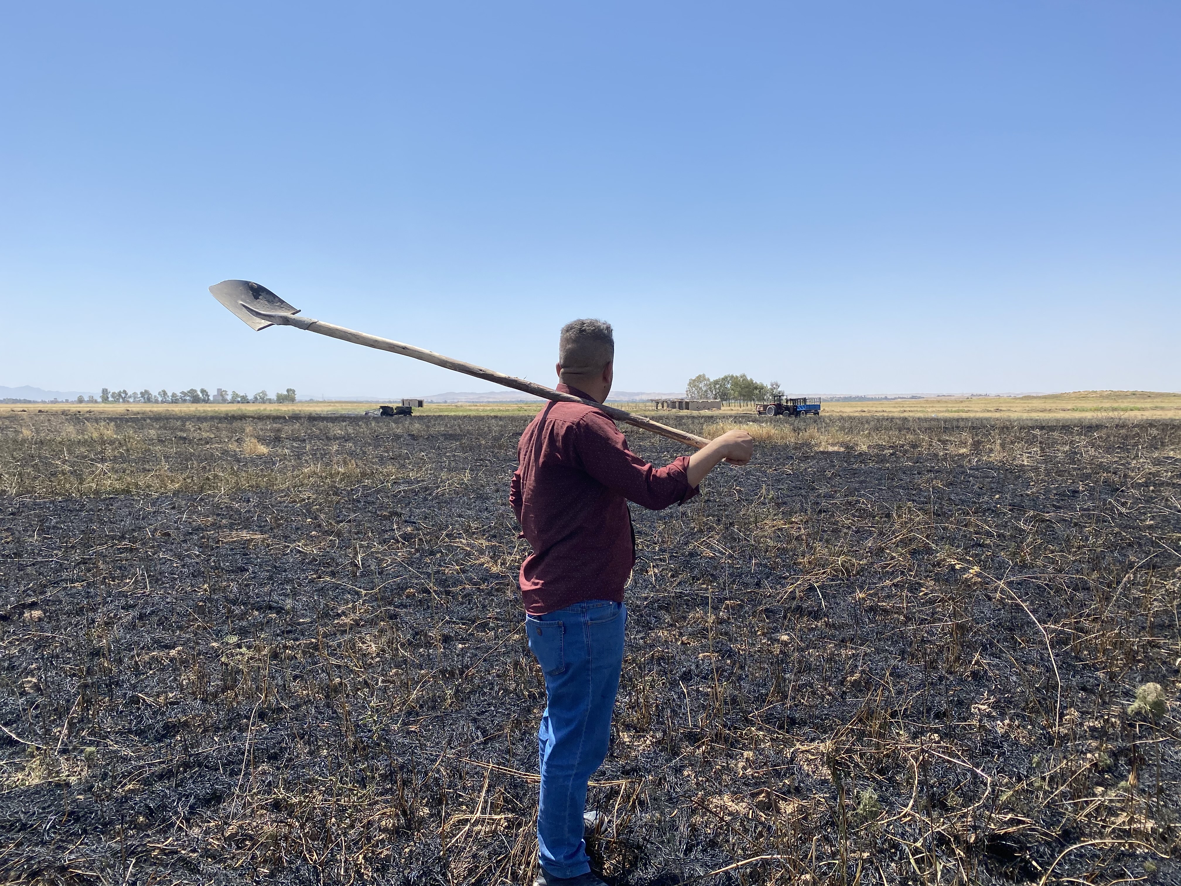 Diyala, March 2020, crops of Kaka'i community in Mekhas village set on fire – Photo by Amir Khanaqini