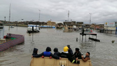 Heavy rain hit Iraqi provinces, killing five IDPs in a house collapse