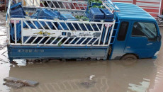 Big potholes of Mosul-Baghdad road causes traffic accidents