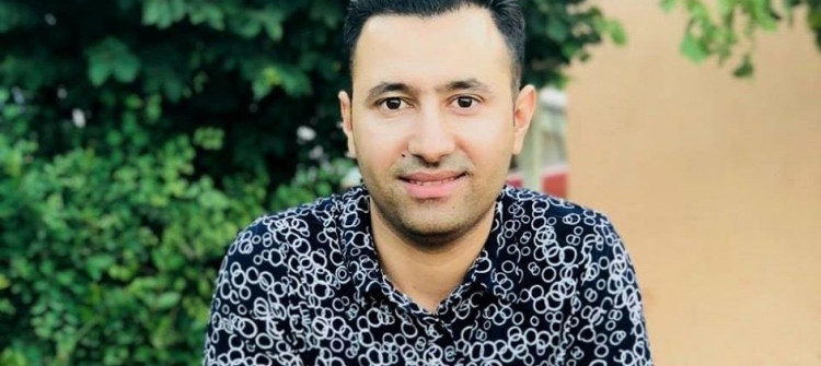 دوو سكاڵای له‌سه‌ره‌<br>پۆلیس سه‌رنوسه‌ری په‌ره‌گراف ده‌ستبه‌سه‌رده‌كات