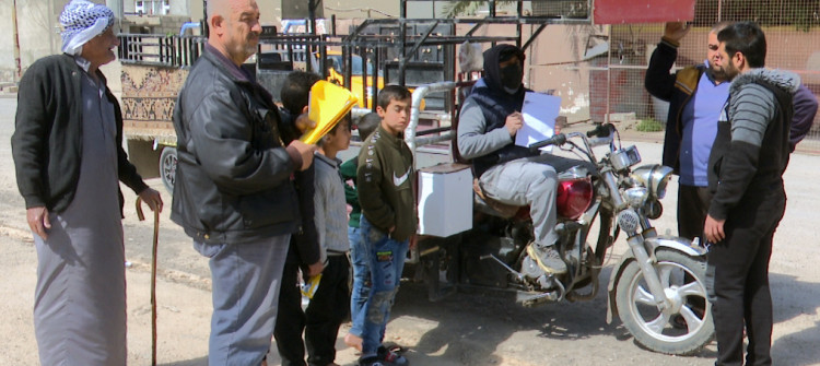 100 دۆلاریان وەرگرت و 25 ملیۆن دینار قەرزارن<br>بـــاندێك فــێـڵ لە دانیشتوانی گەڕەكێكی شاری كـەركـوك دەكات