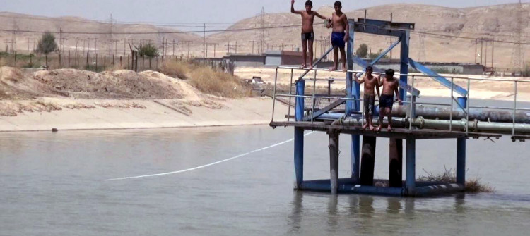 داواكاريیه‌كی به‌غدا<br>دوزخـورماتوو شـه‌ش مـانگ بێ ئــاو ده‌كـات