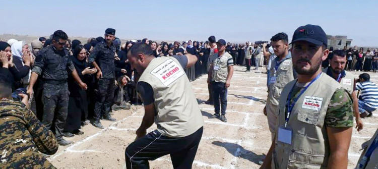 كۆرۆنا به‌خاكسپاردنی روفاتی قوربانیانی كۆجۆ دواده‌خات