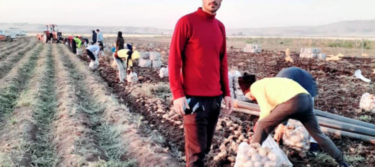 Tarım işçisi Ezidi genç, Musul Hukuk Fakültesi’nde birinci oldu