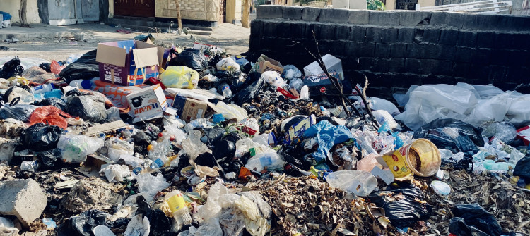 خۆڵ و خاشاك لە خانەقین كەڵەكە دەبێت<br>كرێكارانی ژینگەپارێز بەهۆی نەبونی موچەوە مانیانگرتووە