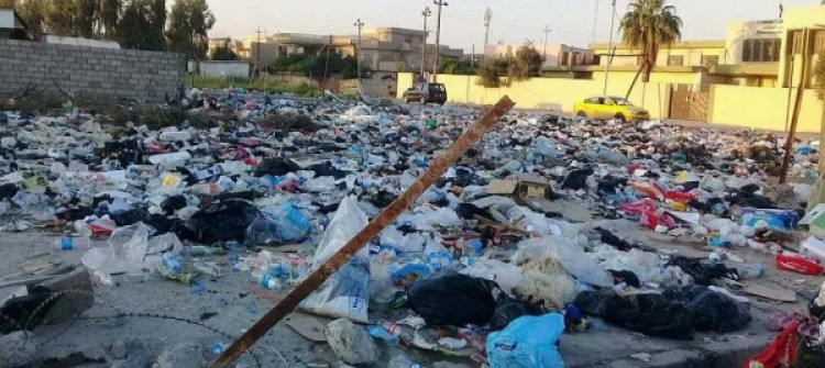 خوێندكارانی موسڵ هه‌وای مه‌رگ هه‌ڵده‌مژن