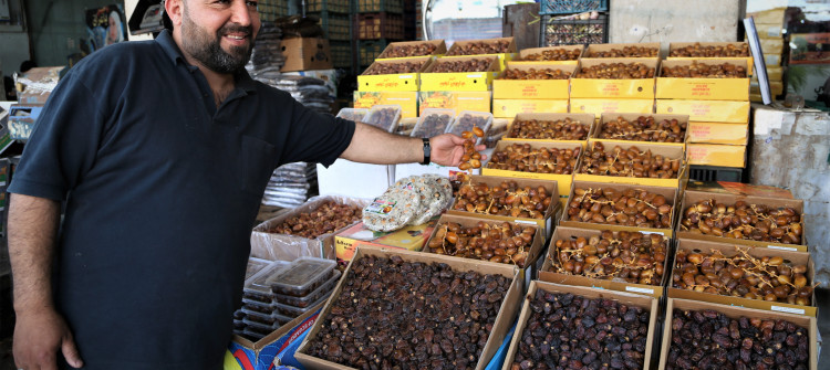 Traditional House of Dates in Kirkuk loses its shops