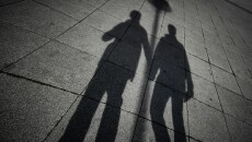سێبەری یاسای بەرەنگاربونەوەی لەشفرۆشی و هاوڕەگەزخوازی بەسەر کۆمەڵگەی پەلکەزێڕینەوە