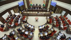 "كورسییەكەی دهۆكیان لێسەندین"<br>ئەرمەن-یش سكاڵا دەكات
