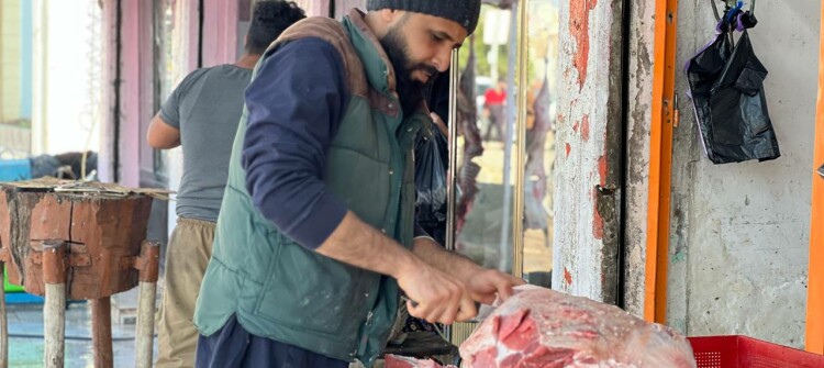 نرخی كیلۆیەك گەیشتە 23 هەزار دینار<br>(كەركوك ناو) هۆكارەكانی بەرزبونەوەی نرخی گۆشتی سور بڵاودەكاتەوە