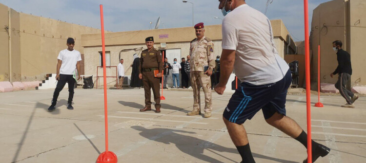 Officers compete at gyms to lose weight