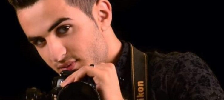 قارەمان هێشتا لە كونجی زیندانە<br>هەرێم بڕیاری ئازادكردنیدا، خێزانەكەی گوڵیان بۆ كڕی