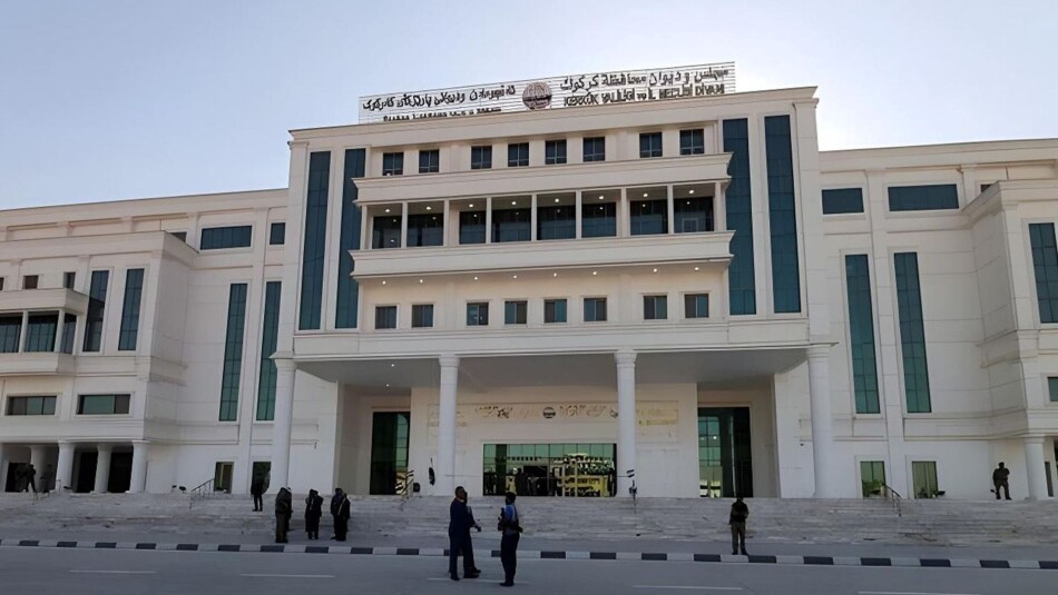 Valilik Türkmenlerde, güç kimde?