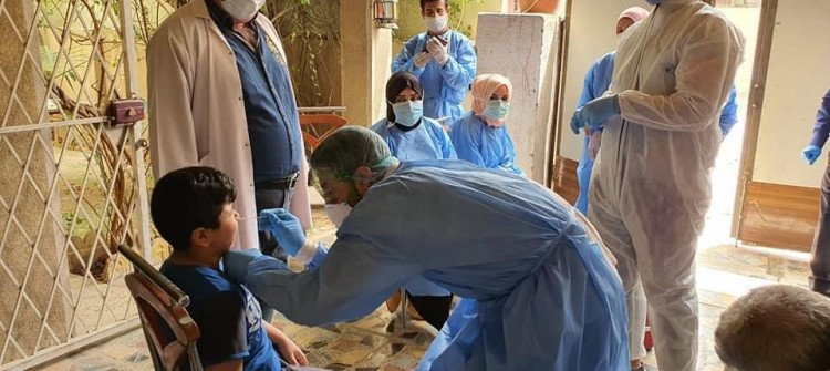 حذر من خطورة الوضع الحالي..<BR> وزير الصحة يدرس خيار فرض حظر تجوال شامل