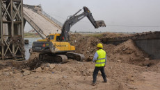 Traffic in Mosul: more cars & fewer bridges