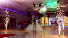 ره‌غد نه‌یكرده‌ دوو جه‌ژن<br>كۆرۆنا بۆته‌ به‌ربه‌ست له‌ به‌رده‌م هاوسه‌رگیریدا