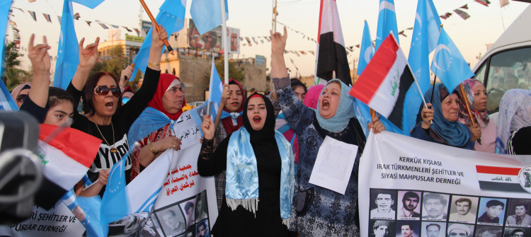 Türkmen kadınları siyasette göz ardı edilmekten şikâyetçi