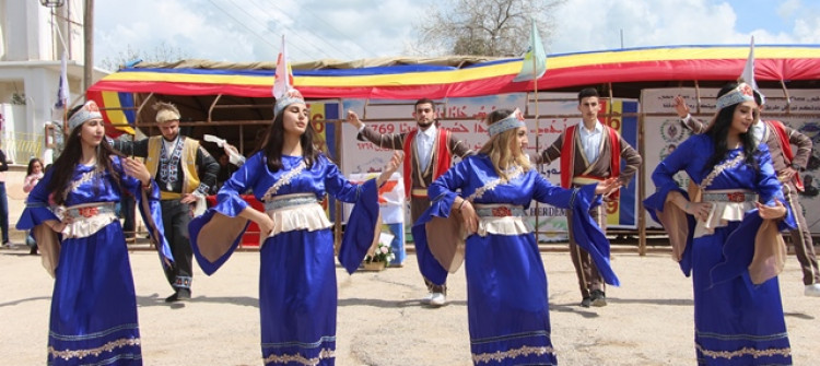 Süryani/Asuri, Kildani halkı Akitu Bayramı’nı kutluyor