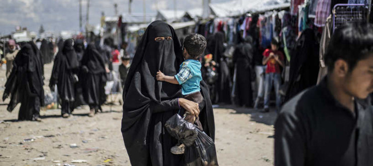 الكشف عن تفاصيل جديدة لعودة نازحي "مخيم الهول" لمناطقهم