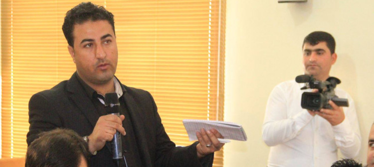 پێش سڵاو... دوو فیشه‌ك<br>ویستم باسی زیادەڕۆیی بکەم، کەچی بەر فیشەک دراین