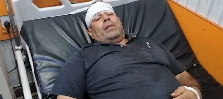 أصابع الاتهام موجهة لطالبين .. شخصان يعتديان على مدير مدرسة ثانوية بقضاء داقوق