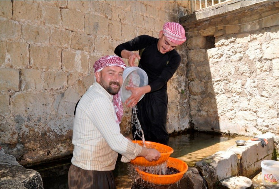 After storing the olives for a while, they are taken out once more and washed.