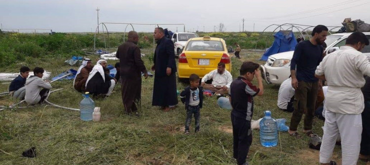 له‌ ئاواره‌ییه‌وه‌ بۆ ئاواره‌یی<br>ده‌‌یان خێزان به‌ناچاری كه‌مپه‌‌كان جێده‌هێڵن