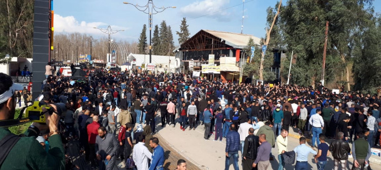 موسڵ دوای كاره‌ساته‌كه‌؛ خه‌ڵك له‌ ناڕه‌زاییدایه‌ و پارێزگار سڕ ده‌كرێت