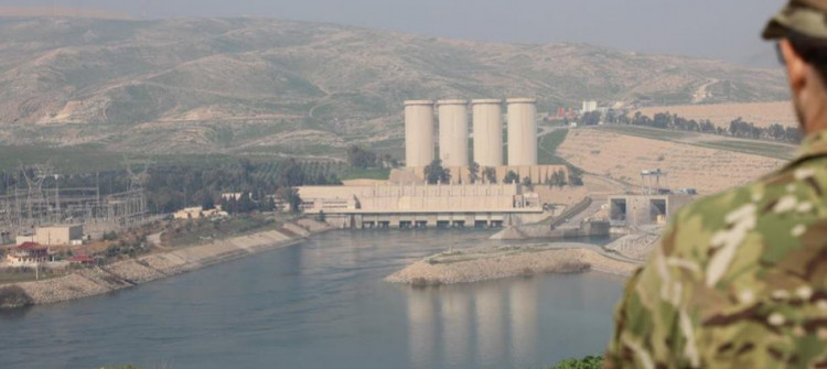 به‌نداوی موسڵ ده‌ڕوخێت؟